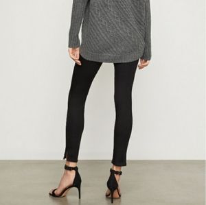 BCBG MaxAzria  Mid Rise Black Stretch  jean